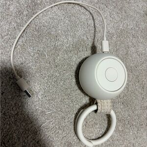 Hatch Go | Portable Sound Machine  -Putty